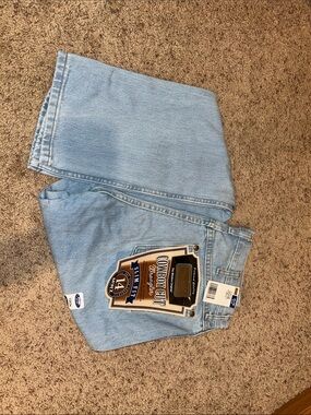 Wrangler Light Blue Women’s Slim Cowboy Cut Jeans